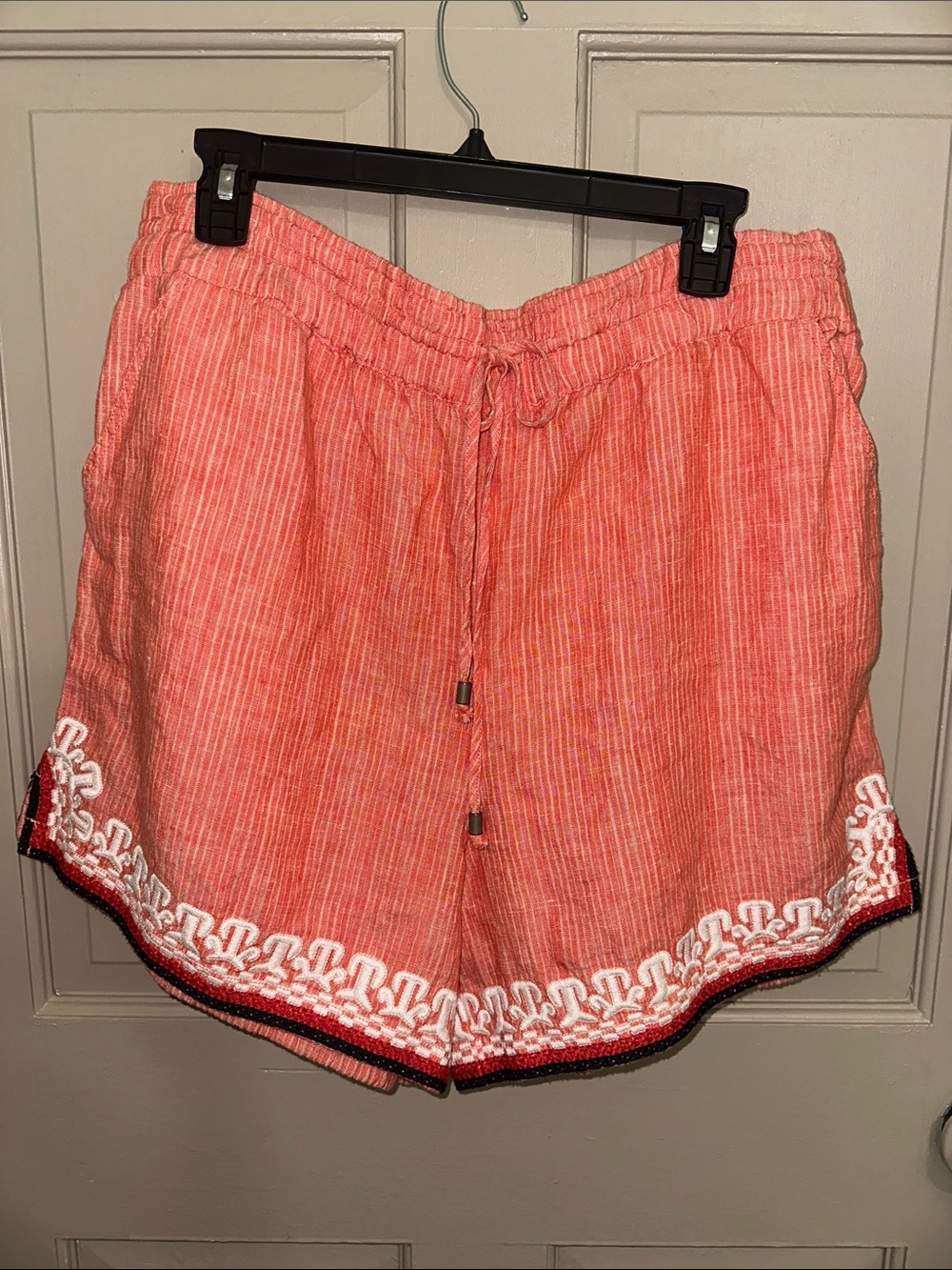 Anthropologie NWT Embroidered Pull On Shorts Coral Red Women’s Large